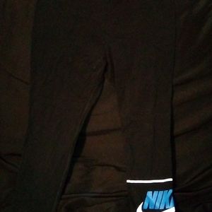 Nike leggings